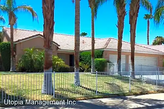 42667 Cardiff St Photo 2