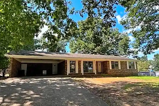 5265 Cleveland Hwy Photo 2