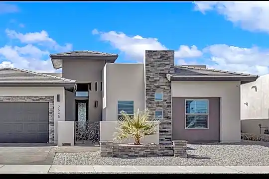 2645 Tierra Murcia St Photo 1