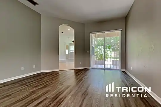 3508 Pendleton Way Photo 2
