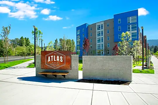 Atlas Apartment Homes Photo 2