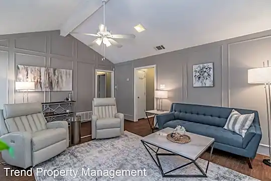 200 Timber Ridge Ln Photo 1