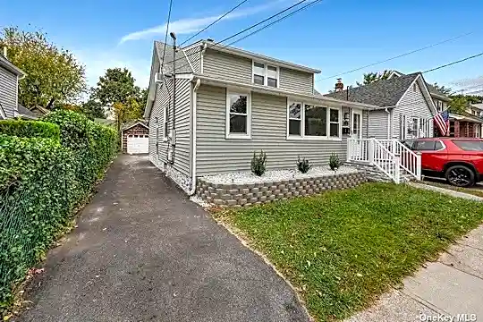 8 Winthrop St #1 Photo 2