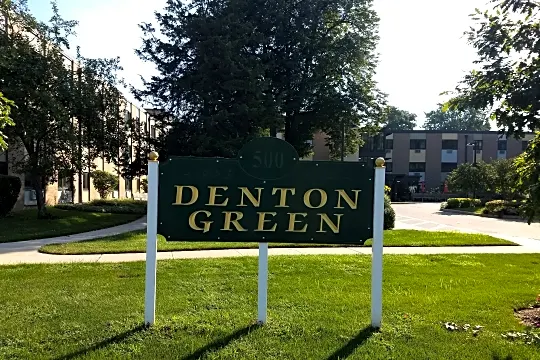Denton Green Photo 2