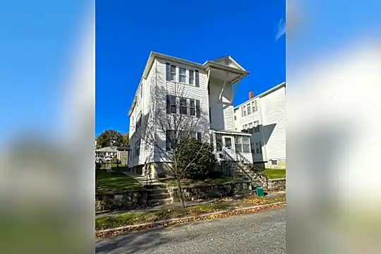 210 Ingleside Ave Photo 1