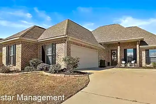 220 Buttonwood Ln Photo 1