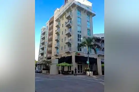 Downtown Dadeland Photo 2
