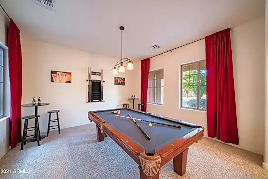 2681 E Hampton Ln Photo 2