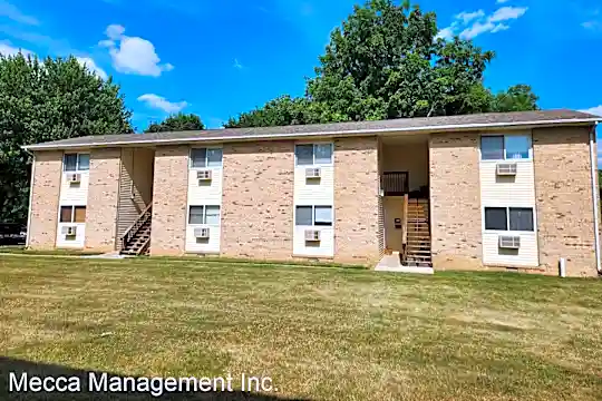 723 Frazer St Photo 2