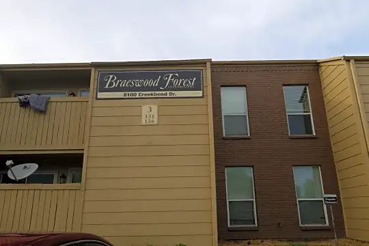 Braeswood Forest Condominiums Photo 2