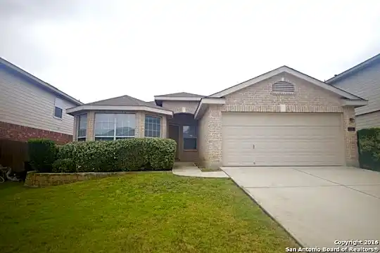 8907 Walnut Springs Photo 1