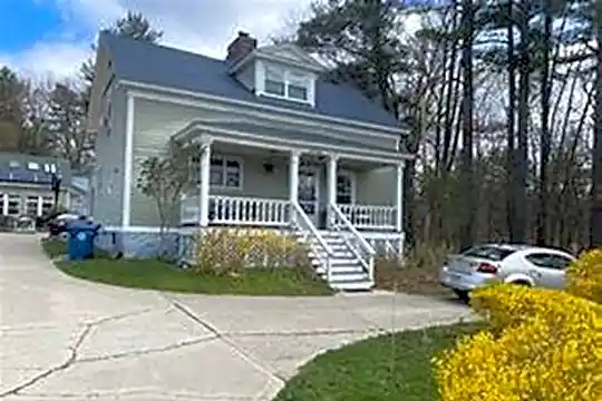 168 Lakeview Ave #FRONT Photo 1