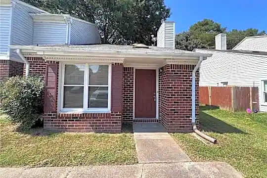 3244 Rosegate Ct Photo 1