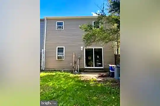 437 Patuxent Ct Photo 2