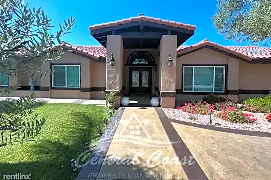 4801 Ajay Dr Photo 2