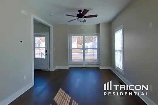 15 Sycamore Ridge W Photo 2