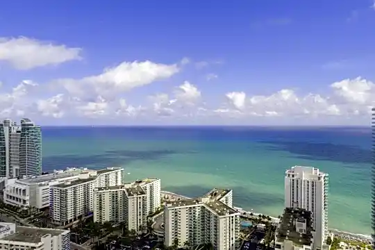 4010 S Ocean Dr Photo 1