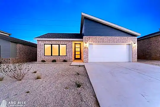 4519 22nd Pl Photo 1