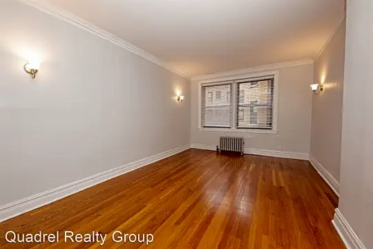 929 Michigan Ave Photo 1