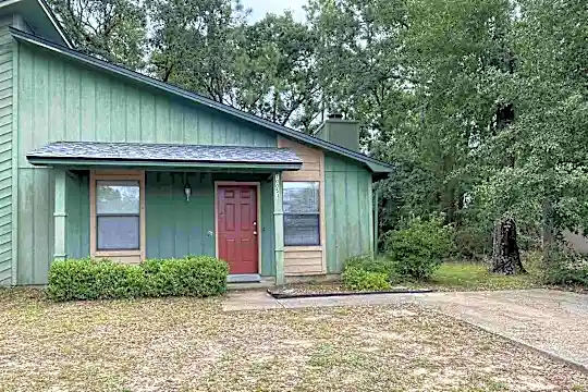 10053 Hillview Dr Photo 2