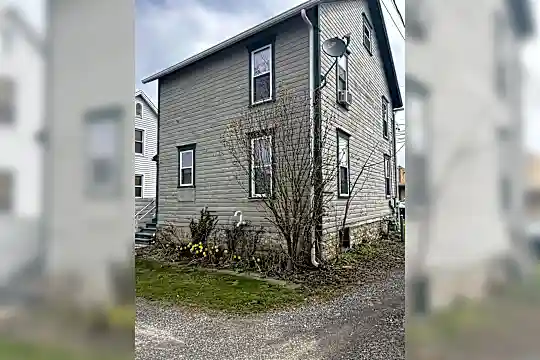 644 S Center Ave Photo 2