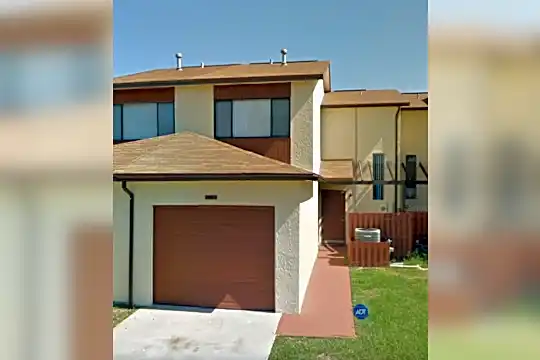 16 Bogart Pl Photo 1