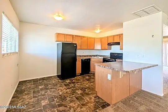 2801 N Columbus Blvd #8 Photo 1