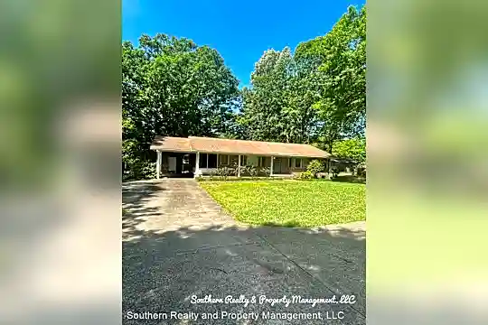 4030 Jasmine Hill Road Photo 1