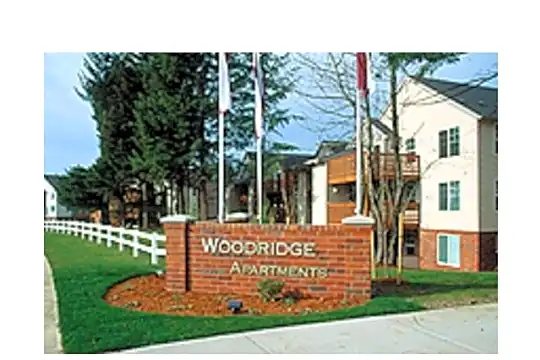 Woodridge Photo 1