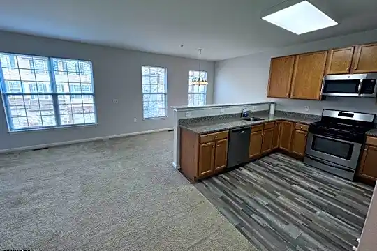 135 Conover Terrace #135 Photo 1