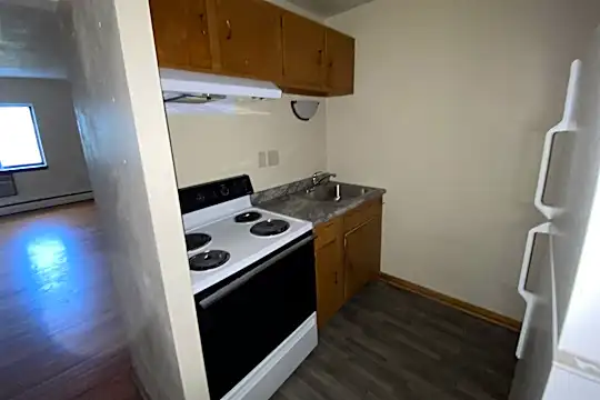 430 Harrison Ave Photo 2