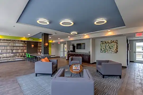 Gather On Southern I & II: Per Bed Lease Photo 2