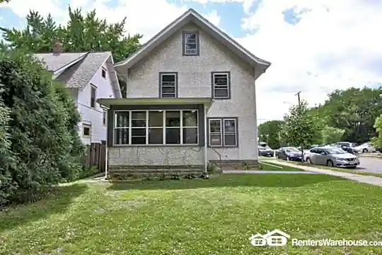 3500 Garfield Ave Photo 2