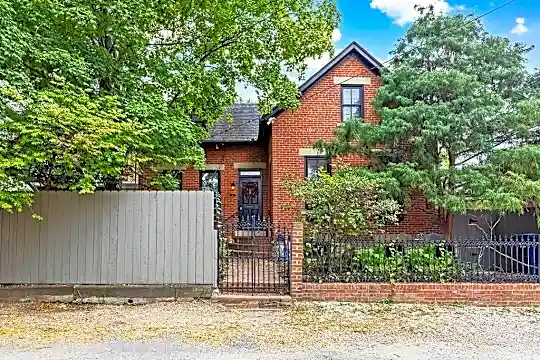 279 Alexander Alley Photo 2