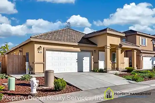 7455 Phan Ln Photo 2