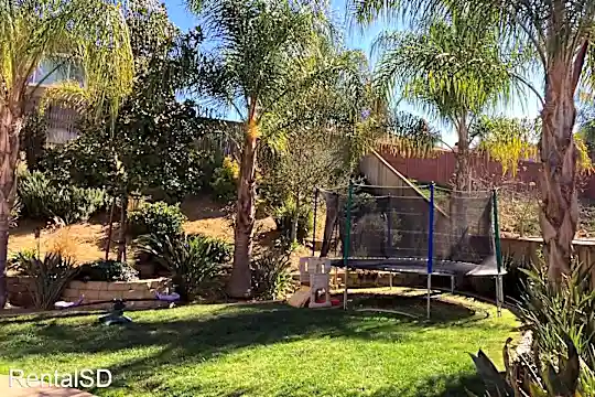 10267 Spruce Woodland Way Photo 2