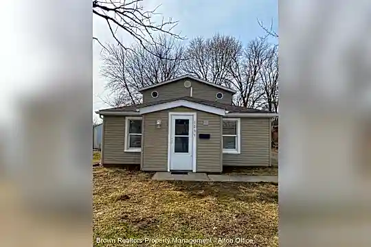 1035 Oakwood Ave Photo 1