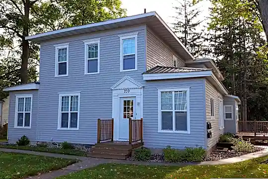 209 Ives Ave Photo 1