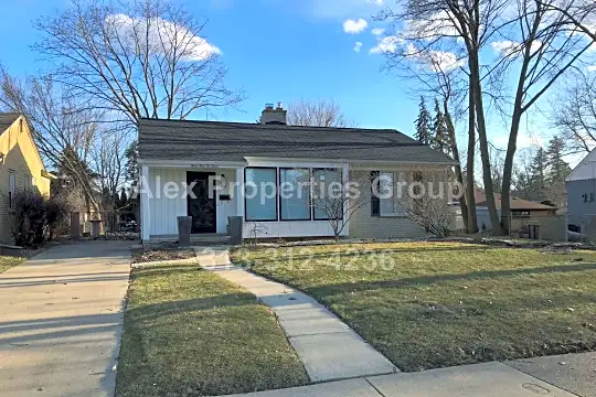 3923 Normandy Rd Photo 1