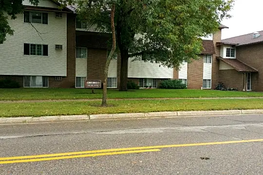 Downtowner Apartments I And Ii Photo 2