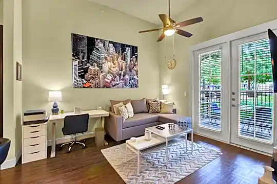 4110 Fairmount St Photo 1