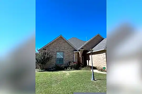 5007 NE Haddington Pl Photo 2