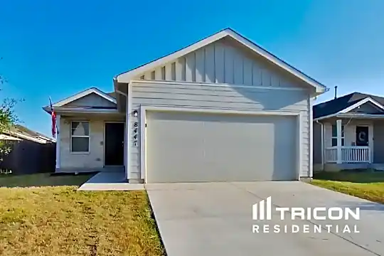 8447 Amistad Cove Photo 1