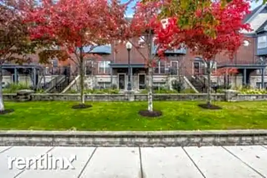 2612 Woodward Ave Photo 1