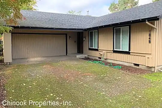 1849 Crescent Ave Photo 1