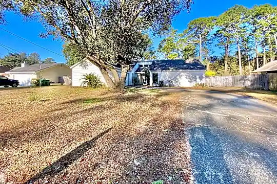 938 Rue De Palms Photo 1