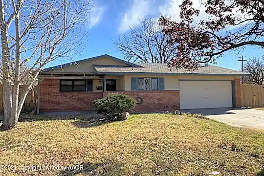 4335 Mesa Cir Photo 1
