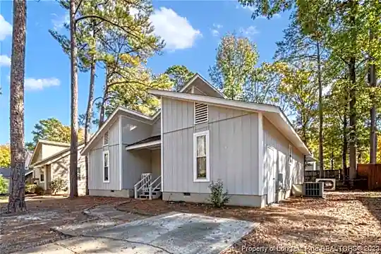 326 Whipple Tree Ln Photo 2