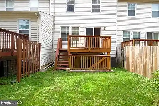 3038 Tipton Way Photo 2