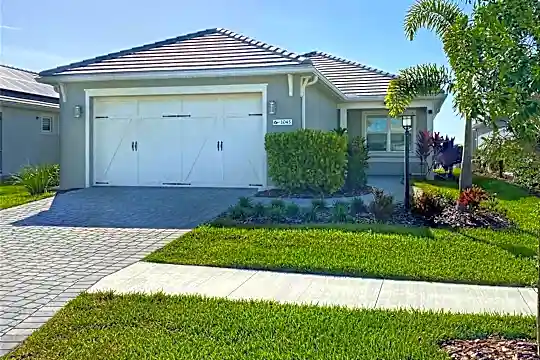 1045 Crosswind Ave Photo 1